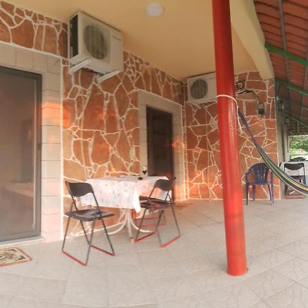 Romeo'S Guest House 2 Piqeras ภายนอก รูปภาพ