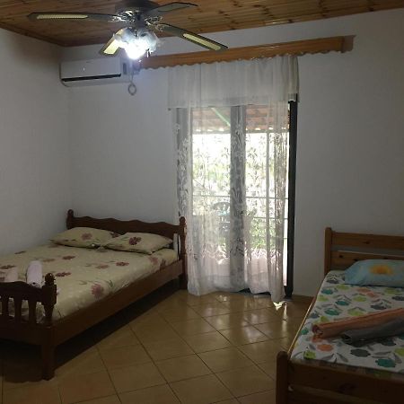 Romeo'S Guest House 2 Piqeras ภายนอก รูปภาพ