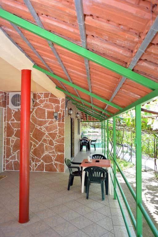 Romeo'S Guest House 2 Piqeras ภายนอก รูปภาพ