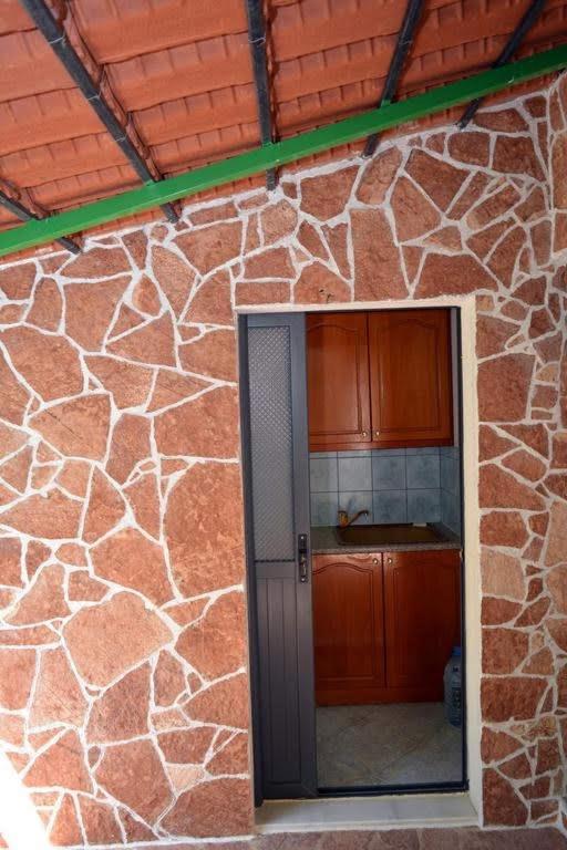 Romeo'S Guest House 2 Piqeras ภายนอก รูปภาพ
